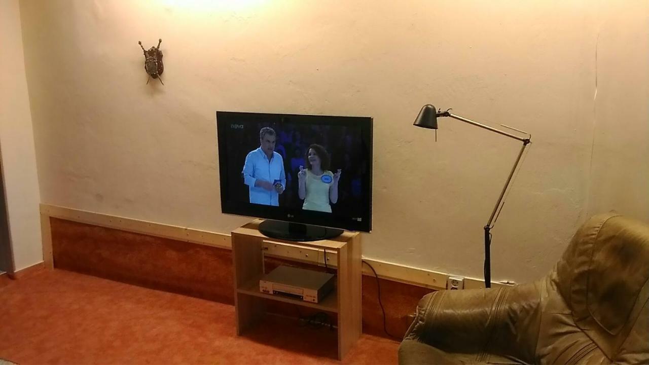 Suita U Toma Vestec  ภายนอก รูปภาพ